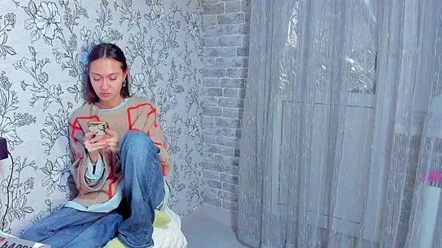 EllaSky xoxo online show from 13, 12, 2025