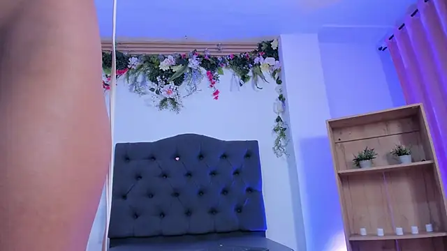 Alyssa jones online show from 21, 2, 2025