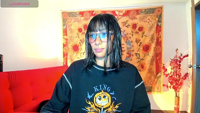 Snapshot of Demeter__ chatting on 1, 11, 2025 Demeter online show from 1, 11, 2025