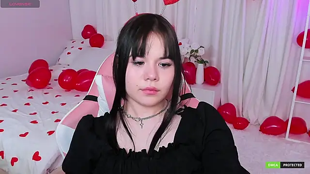 ClaireFaers  online show from 14, 2, 2025