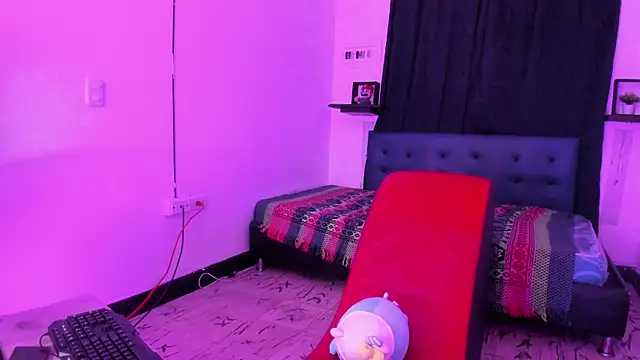 Camila TransGirl online show from 1, 3, 2025