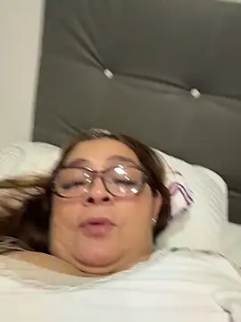 AntonellaAlondra4 online show from 7, 3, 2026