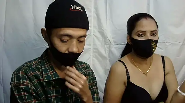 Snapshot of Pramila_Manish chatting on 25, 12, 2024 Pramila Manish online show from 25, 12, 2024