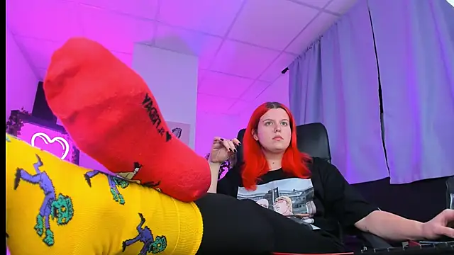 NielletaBlossom online show from 19, 1, 2025