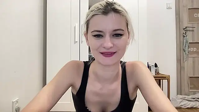 Onika Love online show from 11, 2, 2026