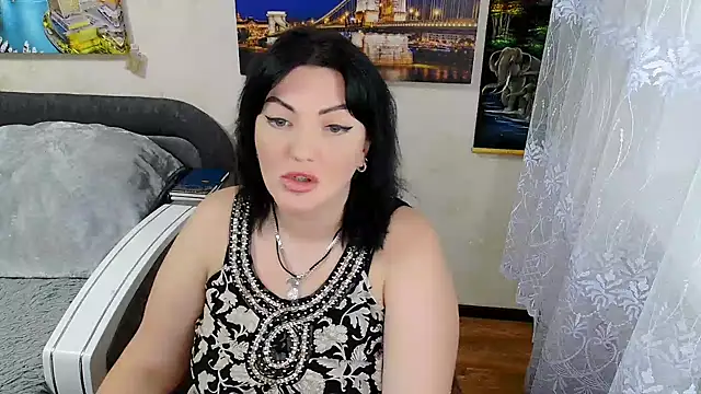 Lady Boom Wild  online show from 28, 10, 2025