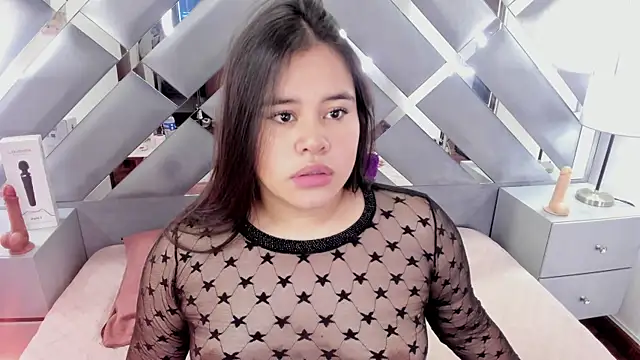 Snapshot of rose_nova chatting on 6, 10, 2025 rose nova online show from 6, 10, 2025