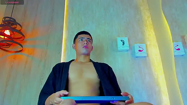 thaddeus king online show from 9, 2, 2025