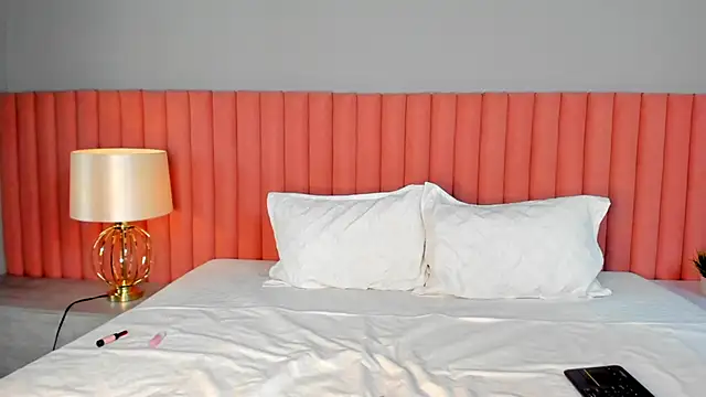 Snapshot of NathRossi chatting on 10, 1, 2025 NathRossi online show from 10, 1, 2025