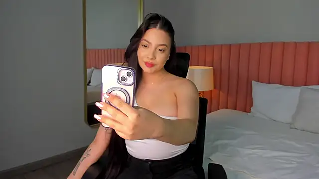 Snapshot of NathRossi chatting on 7, 2, 2025 NathRossi online show from 7, 2, 2025