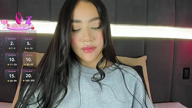 nicolle pierce online show from 13, 9, 2025