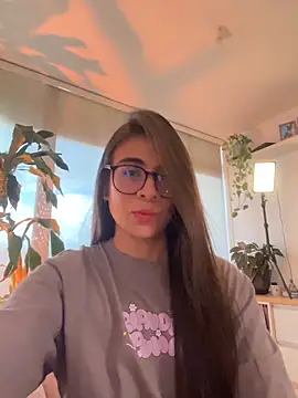 Snapshot of MariaIsabella8 chatting on 15, 4, 2026 MariaIsabella8 online show from 15, 4, 2026