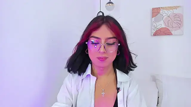 samantha  fairy online show from 5, 12, 2024