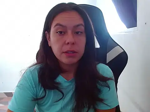 Snapshot of Hard_innocence chatting on 9, 11, 2025 Hard innocence online show from 9, 11, 2025