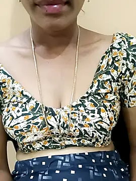 Snapshot of latha_telugu chatting on 24, 4, 2026 latha telugu online show from 24, 4, 2026