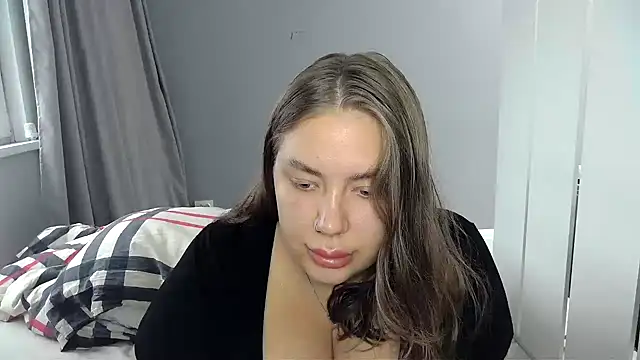 Snapshot of 96CHloe96 chatting on 2, 12, 2024 96CHloe96 online show from 2, 12, 2024