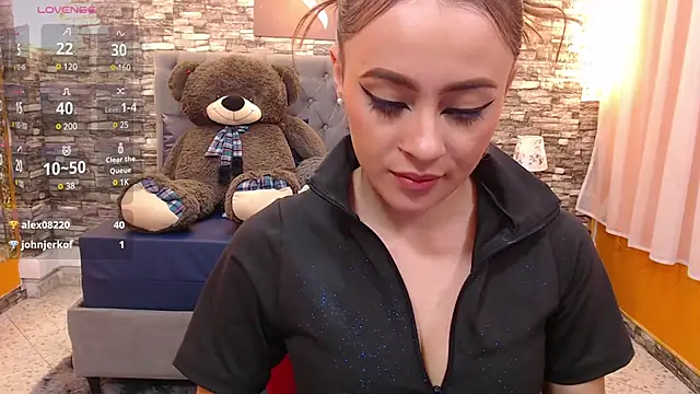 miacarperr1 online show from 9, 1, 2025