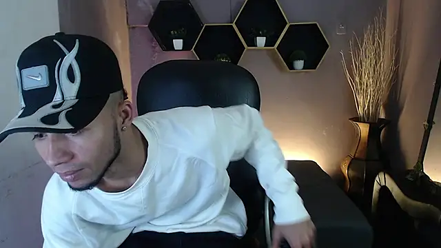 Snapshot of jhon_ath chatting on 9, 9, 2025 jhon ath online show from 9, 9, 2025