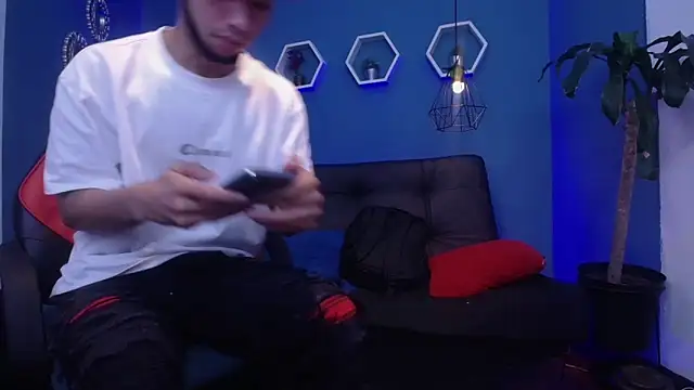 Snapshot of jhon_ath chatting on 28, 9, 2025 jhon ath online show from 28, 9, 2025