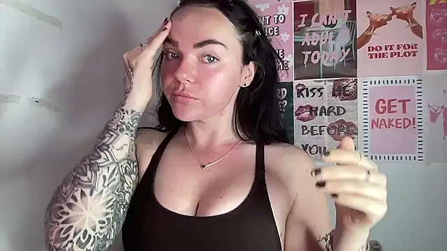 Snapshot of yorkshiregal chatting on 5, 4, 2026 yorkshiregal online show from 5, 4, 2026