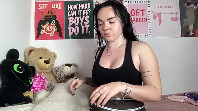 Snapshot of yorkshiregal chatting on 9, 4, 2026 yorkshiregal online show from 9, 4, 2026