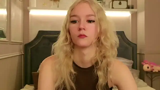 NaomiLoys online show from 20, 9, 2025