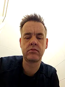 Snapshot of Hectorthyssen1 chatting on 1, 3, 2025 Hectorthyssen1 online show from 1, 3, 2025