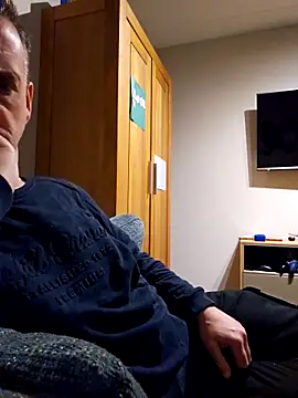 Snapshot of Hectorthyssen1 chatting on 1, 3, 2025 Hectorthyssen1 online show from 1, 3, 2025