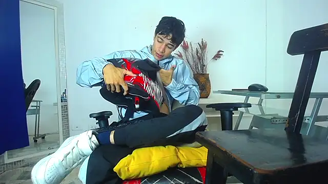 Snapshot of Zacktk7 chatting on 25, 1, 2025 Zacktk7 online show from 25, 1, 2025