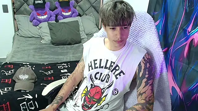 Snapshot of Zacktk7 chatting on 15, 4, 2026 Zacktk7 online show from 15, 4, 2026