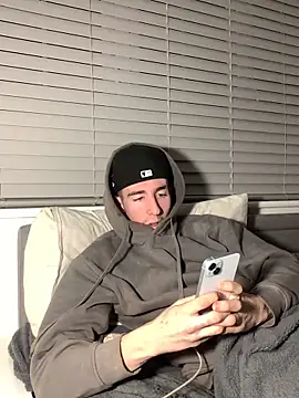 MikesWood21 online show from 21, 12, 2024