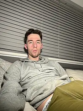 MikesWood21 online show from 27, 2, 2025