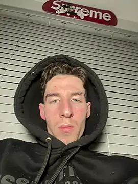 MikesWood21 online show from 3, 3, 2025