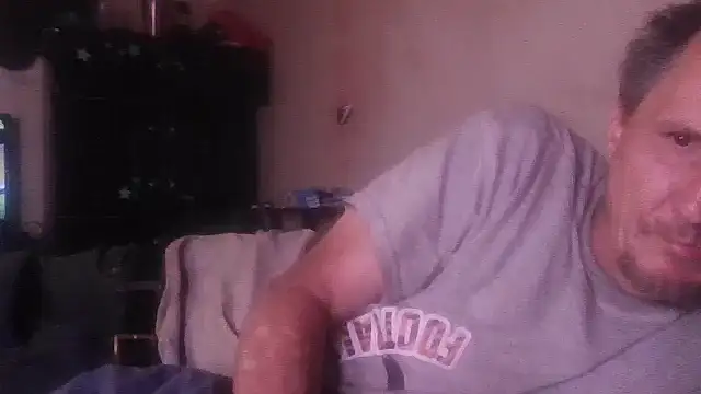 Snapshot of George48 chatting on 26, 11, 2025 George48 online show from 26, 11, 2025