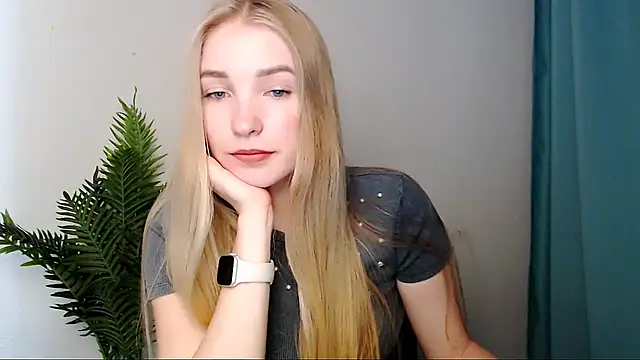 Snapshot of Queen_ofLove chatting on 20, 3, 2026 Queen ofLove online show from 20, 3, 2026