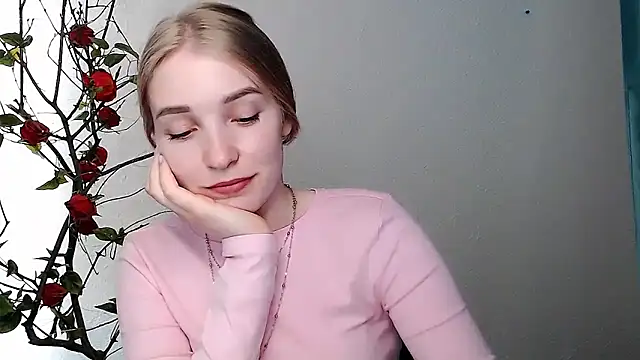 Snapshot of Queen_ofLove chatting on 27, 3, 2026 Queen ofLove online show from 27, 3, 2026