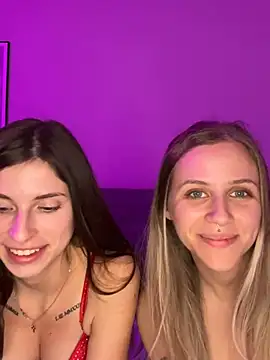 lunawolf21 online show from 6, 12, 2024