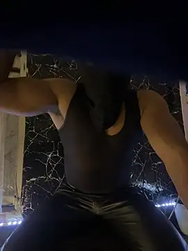 Snapshot of mikemacluffy chatting on 30, 1, 2025 mikemacluffy online show from 30, 1, 2025