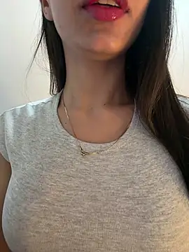 Snapshot of Lolitacooper chatting on 4, 4, 2026 Lolitacooper online show from 4, 4, 2026