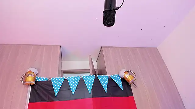 AndreaVelasco online show from 28, 9, 2025