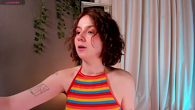 Snapshot of mind_game chatting on 2, 2, 2025 mind game online show from 2, 2, 2025