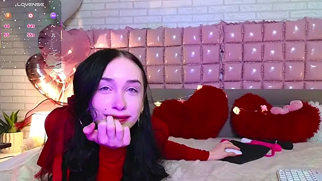 Snapshot of AlicePlayss chatting on 12, 2, 2025 AlicePlayss online show from 12, 2, 2025