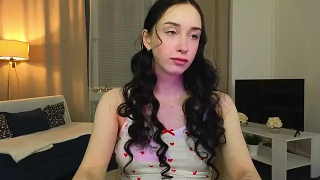 Snapshot of AlicePlayss chatting on 9, 3, 2025 AlicePlayss online show from 9, 3, 2025
