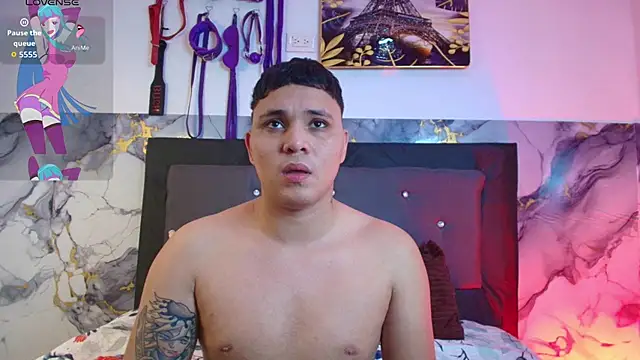 Snapshot of couple_lovelyds chatting on 4, 4, 2026 couple lovelyds online show from 4, 4, 2026