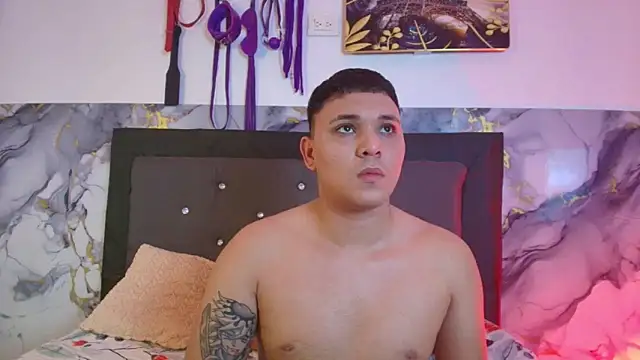 Snapshot of couple_lovelyds chatting on 16, 4, 2026 couple lovelyds online show from 16, 4, 2026