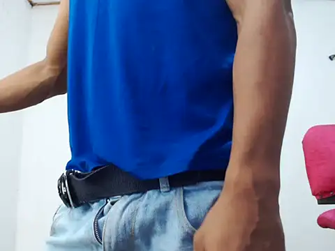 fernandez latinblackk online show from 21, 1, 2025