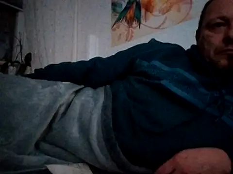 Snapshot of ich411983 chatting on 11, 1, 2025 ich411983 online show from 11, 1, 2025