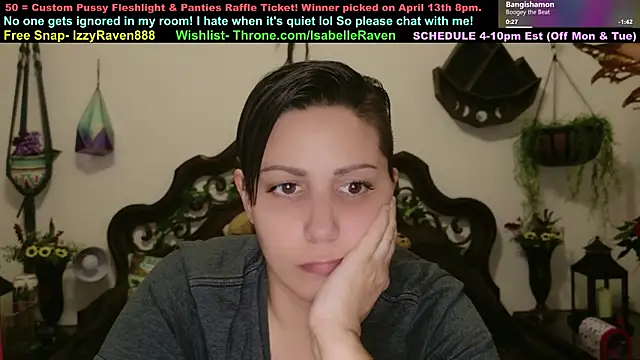 Snapshot of IsabelleRaven chatting on 6, 4, 2026 IsabelleRaven online show from 6, 4, 2026