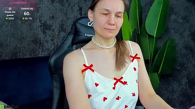 Snapshot of Lillian_White chatting on 11, 2, 2026 Lillian White online show from 11, 2, 2026