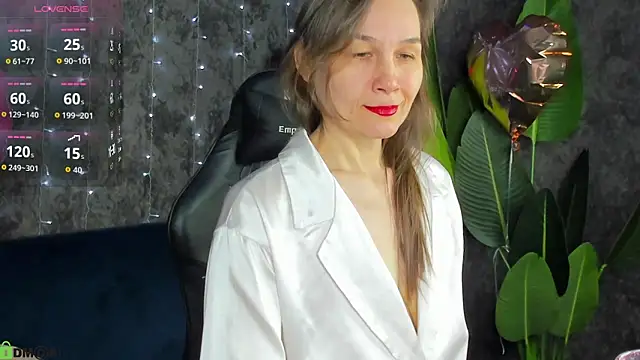 Snapshot of Lillian_White chatting on 19, 2, 2026 Lillian White online show from 19, 2, 2026